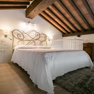Relais Pacinotti And Apartamento